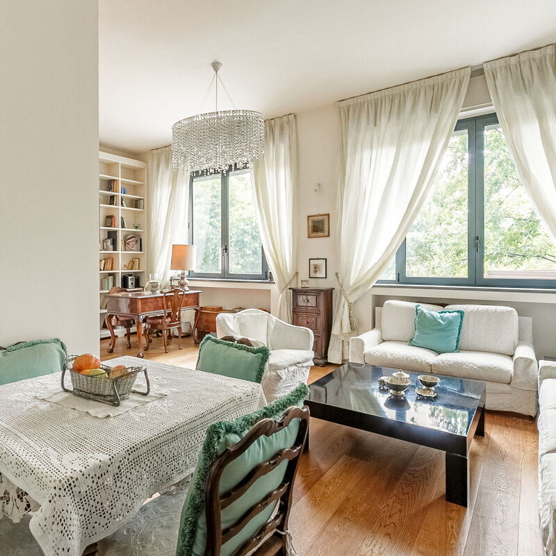 Conca Del Naviglio One Bedroom: Dining Room