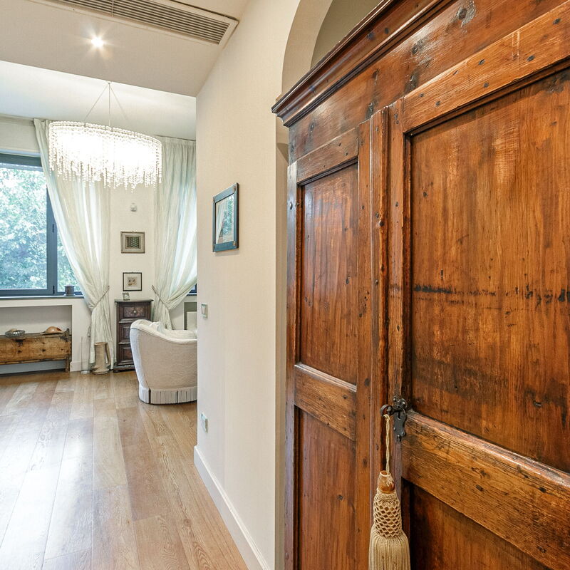 Conca Del Naviglio One Bedroom: Other Room