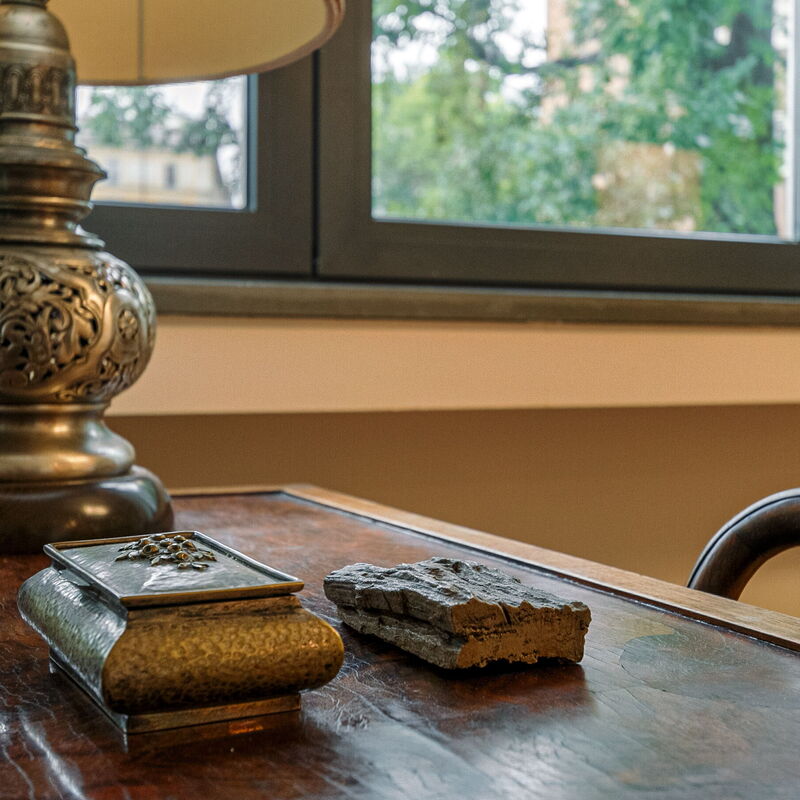 Conca Del Naviglio One Bedroom: Living Room, Room Detail