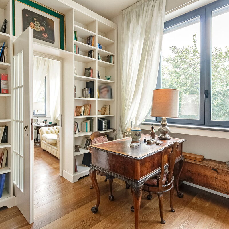 Conca Del Naviglio One Bedroom: Living Room