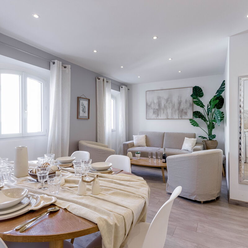 21 Rue Meynadier