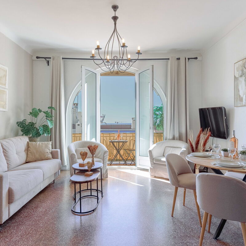 Bel Appartement 5* Vue Mer Et Suquet - Centre Cannes: Living Room