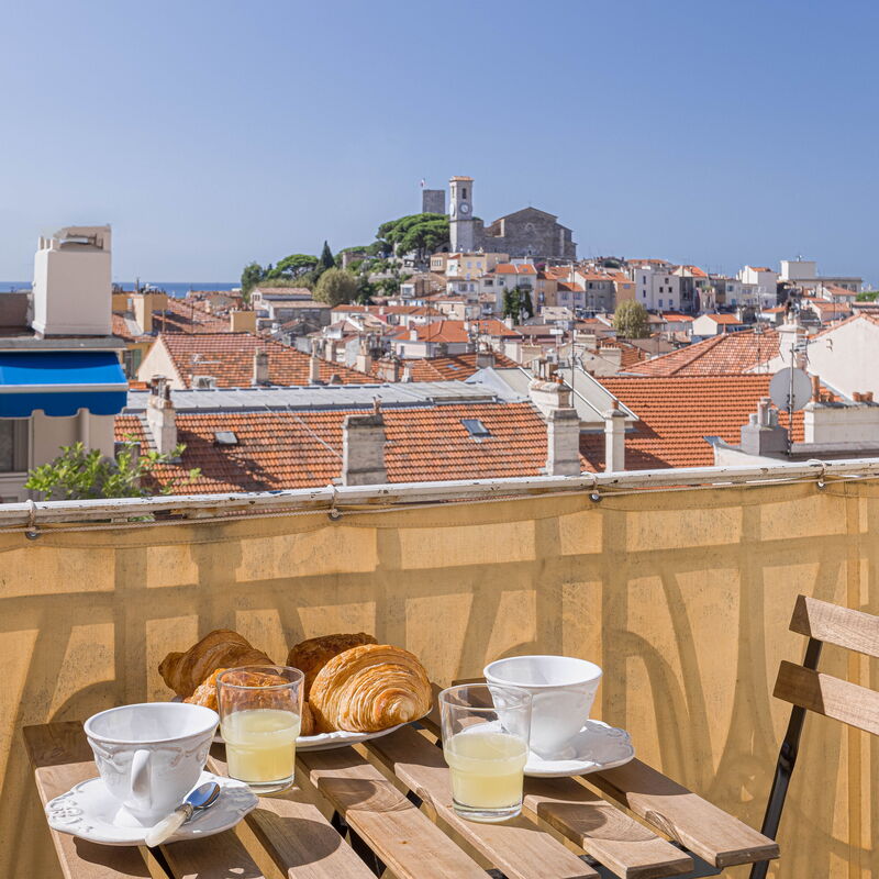 Bel Appartement 5* Vue Mer Et Suquet - Centre Cannes: Balcony / Terrace / Patio, Scenic View