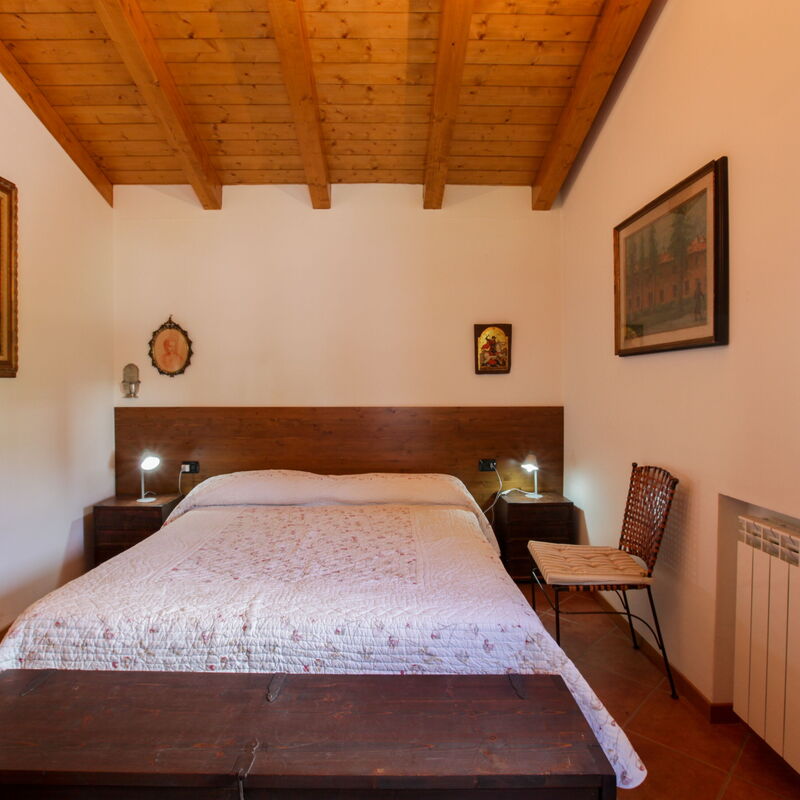 Ski&bike In The Sunny Valley: Bedroom