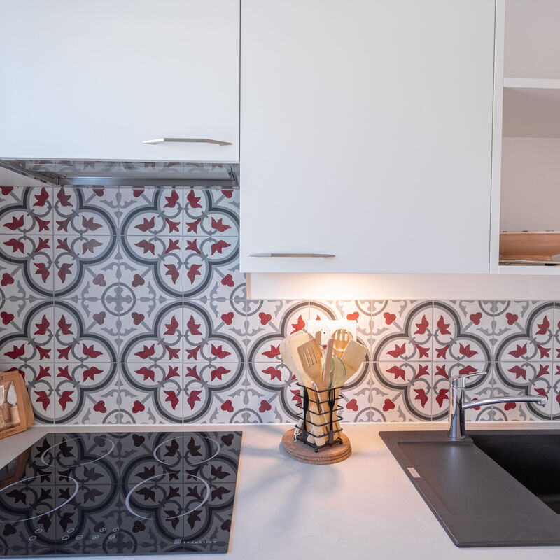 Apartment With Panoramic Sea View, Walk To The Beach: Cuisine