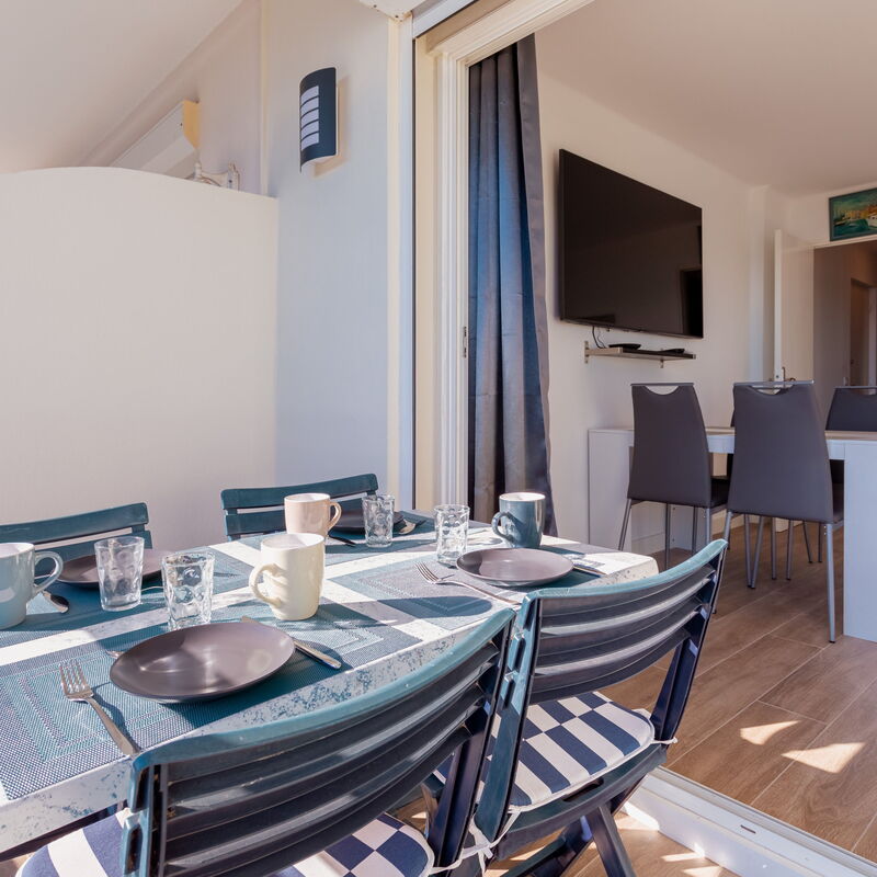 Apartment With Panoramic Sea View, Walk To The Beach: Balcon / Terrasse / Patio, Salon