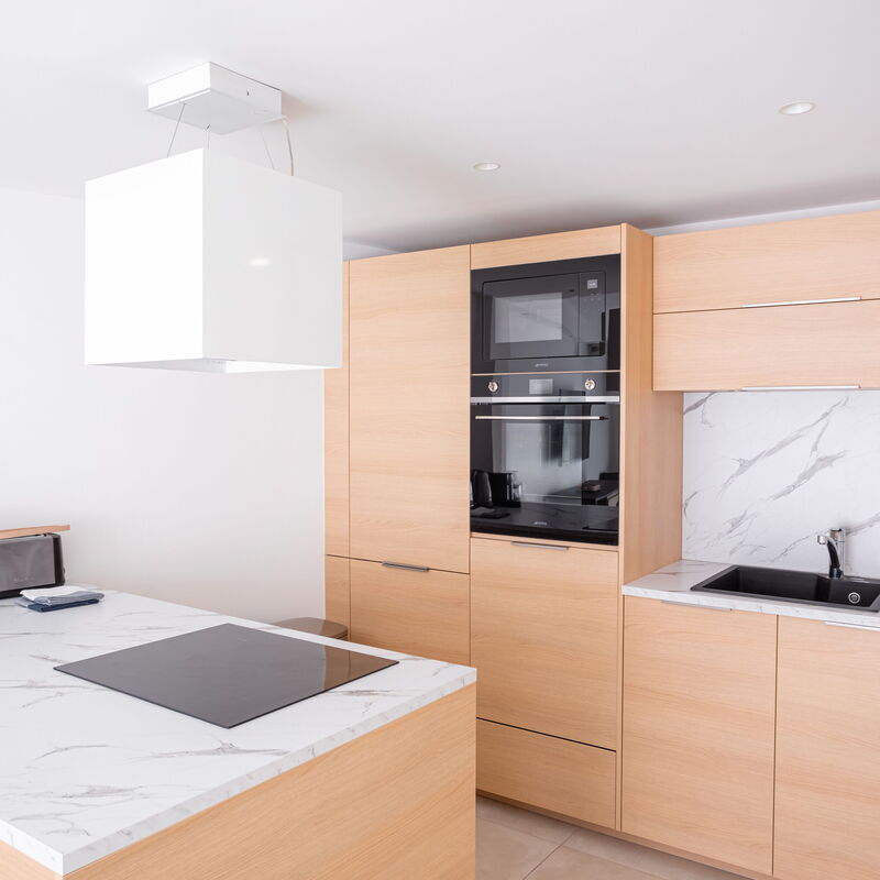 Amazing Apartment With Private Terrace & Full Air Conditioning - Walk To The Beach, La Croisette!: Cuisine