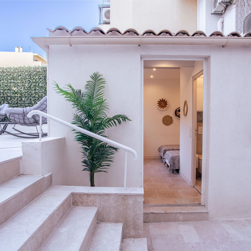 Luxury Apt With Large Terrace On Famous Rue D'antibes!: Balcon / Terrasse / Patio