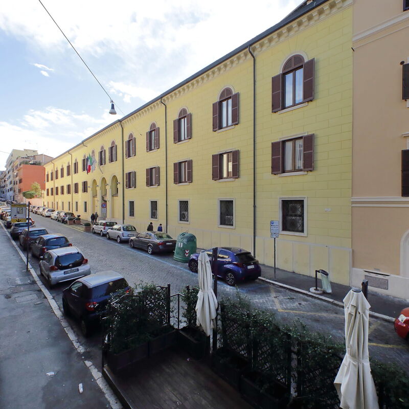 Monolocale a 2 Passi dal Colosseo| Metro: Comfort Studio Apartment next to the Colosseum; Rome, Italy