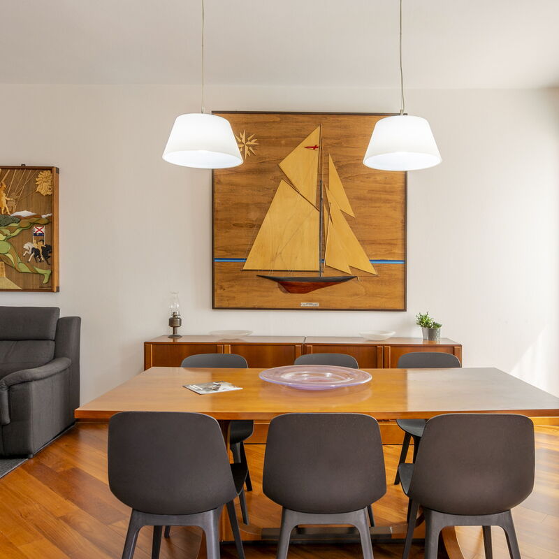 Piazzetta Lake View: Dining Room, Living Room
