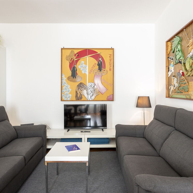 Piazzetta Lake View: Dining Room, Living Room