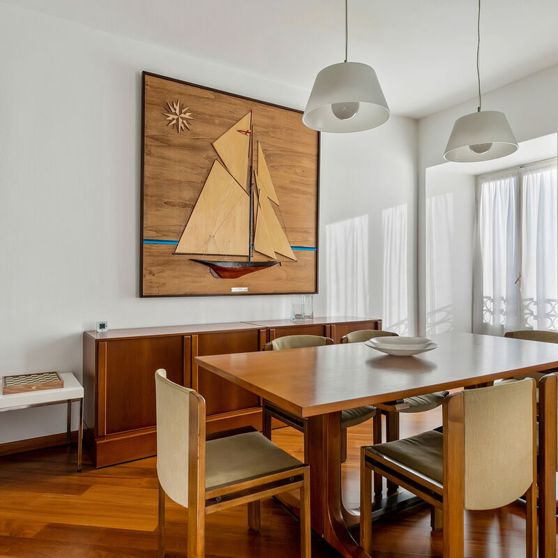 Piazzetta Lake View: Dining Room, Kitchen, Living Room