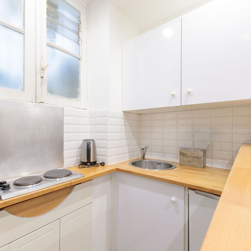 Proche Palais des Festivals, Bel Appartement: Cuisine