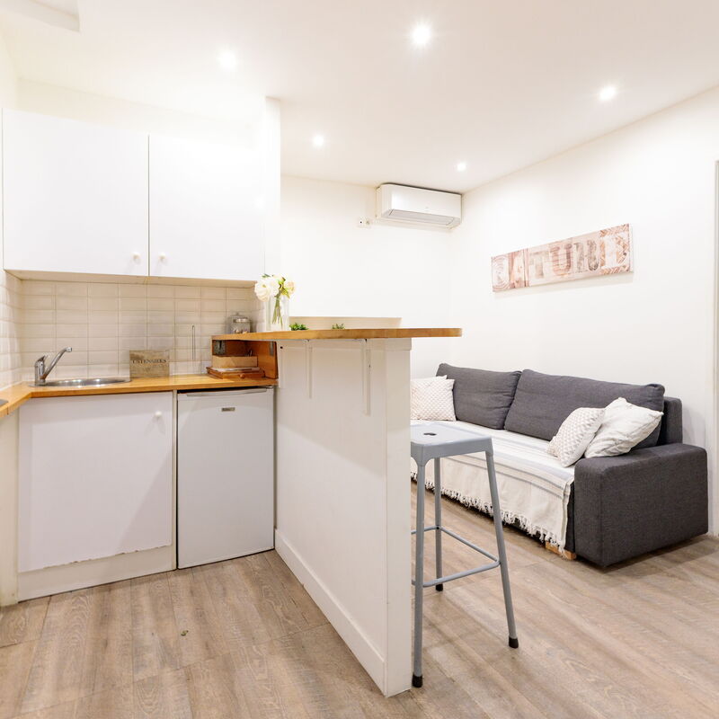 Proche Palais des Festivals, Bel Appartement: Cuisine