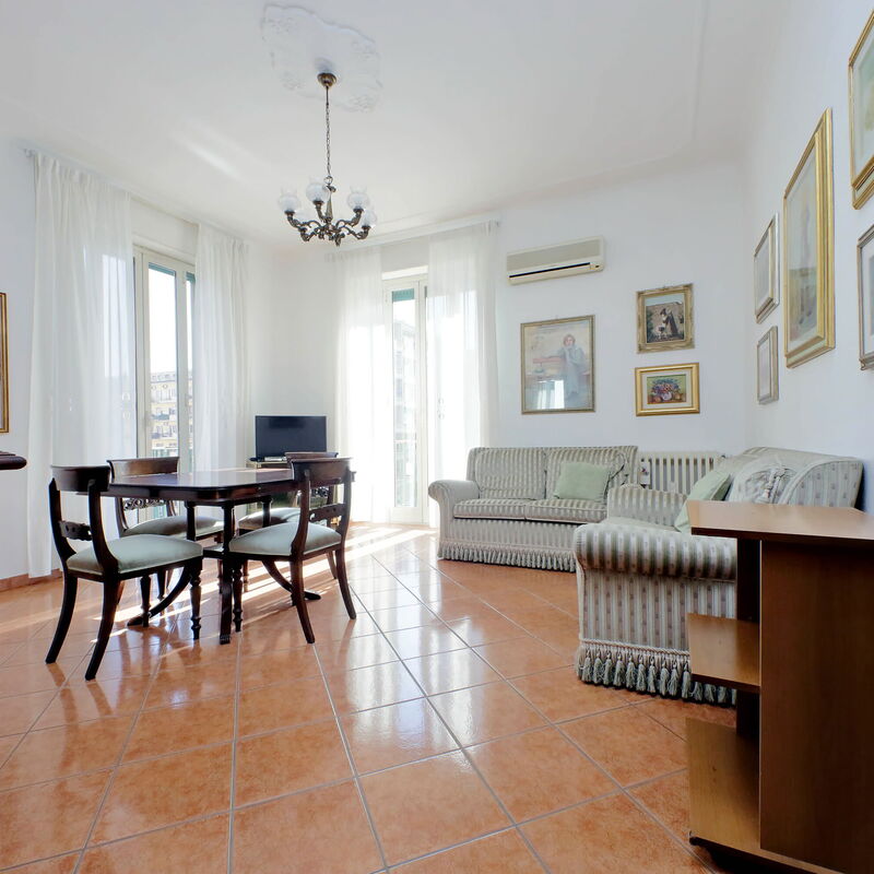 Etruria: Balcon / Terrasse / Patio, Salle à manger, Salon