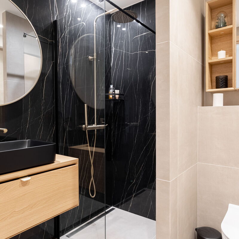 Magnifique Appartement 5* - Parking - Terrasse - 3 Mins de la Croisette: Bathroom