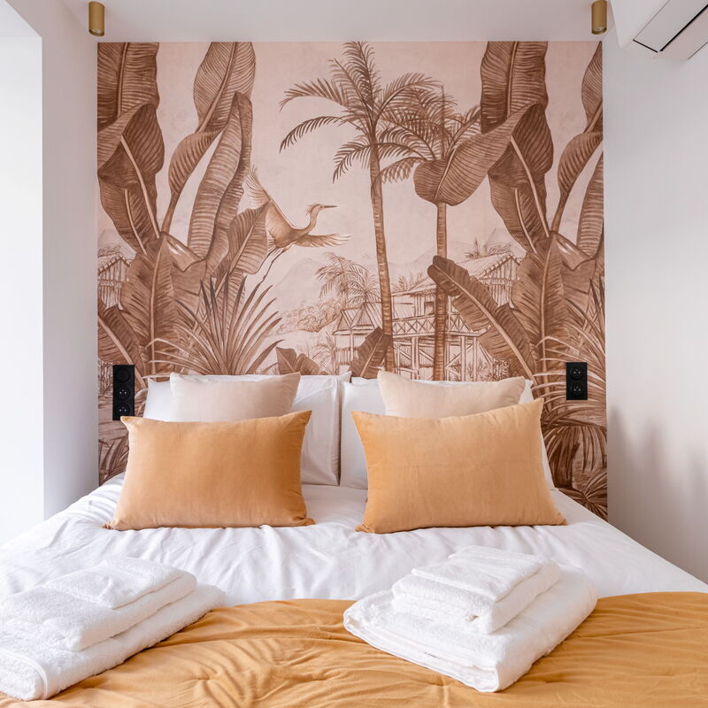 Magnifique Appartement 5* - Parking - Terrasse - 3 Mins de la Croisette: Bedroom