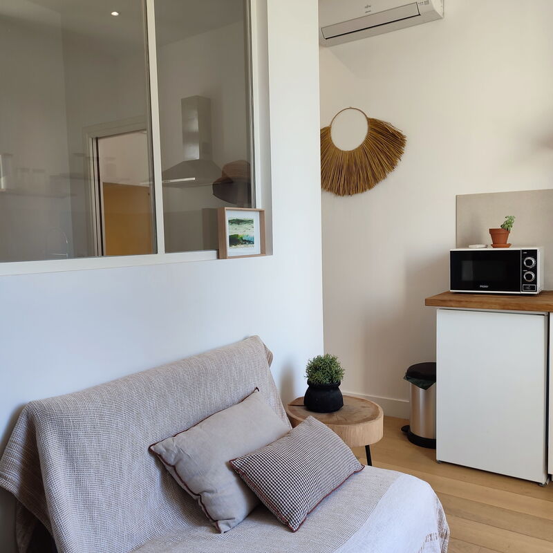 Pearl Studio: Living Room