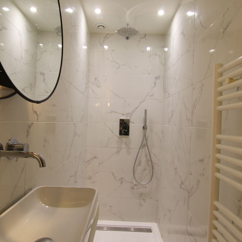 Pearl Studio: Bathroom