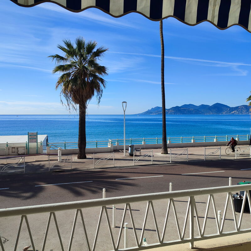 Le Madrigal: Balcony / Terrace / Patio
