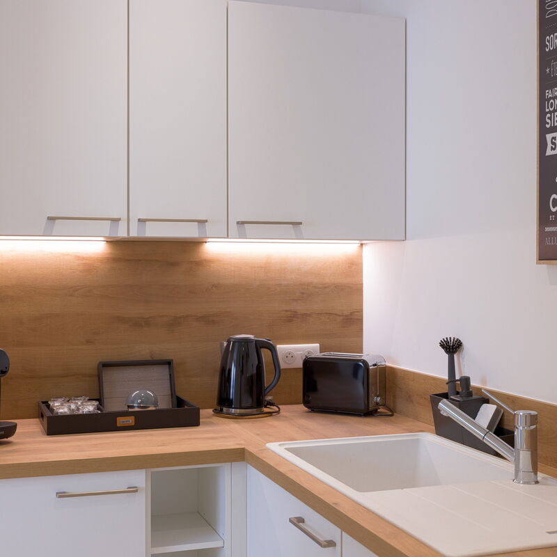 Rue De Bone: Kitchen