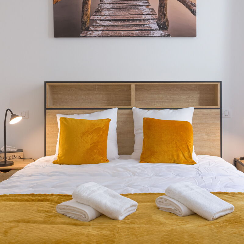 Rue De Bone: Bedroom