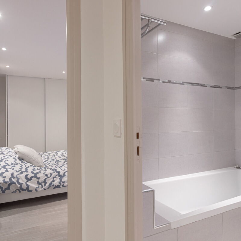 Duplex Saint-henry: Bagno, Camera da letto