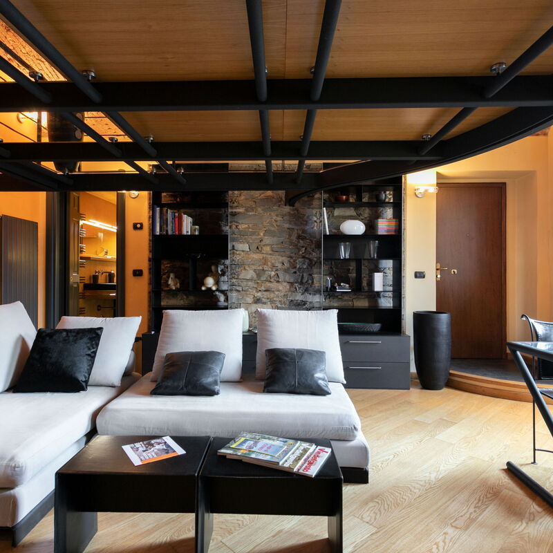 Secret Retreat With Lake View: Dining Room, Kitchen, Living Room