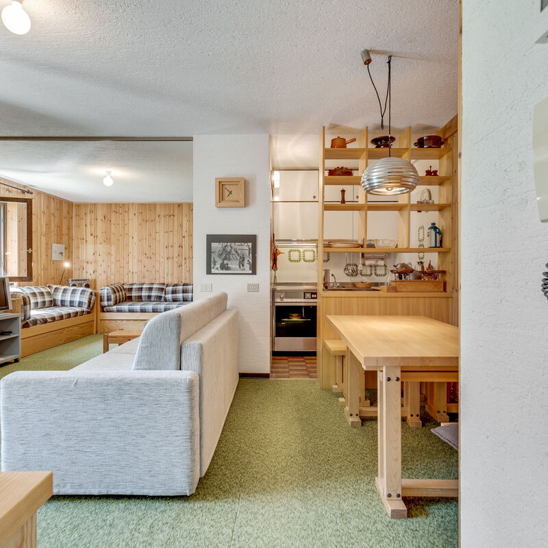 Santa Caterina Isola Apartment: Bedroom, Dining Room, Living Room