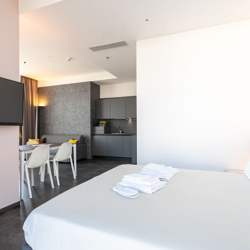 Htm Hybrid Tower Mestre: chambre à coucher