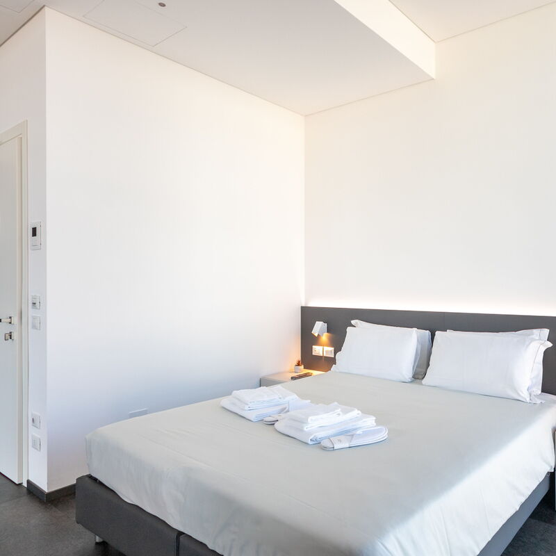 Htm Hybrid Tower Mestre: chambre à coucher