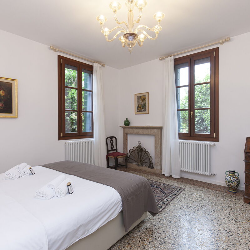 Residence Santa Marta: chambre à coucher