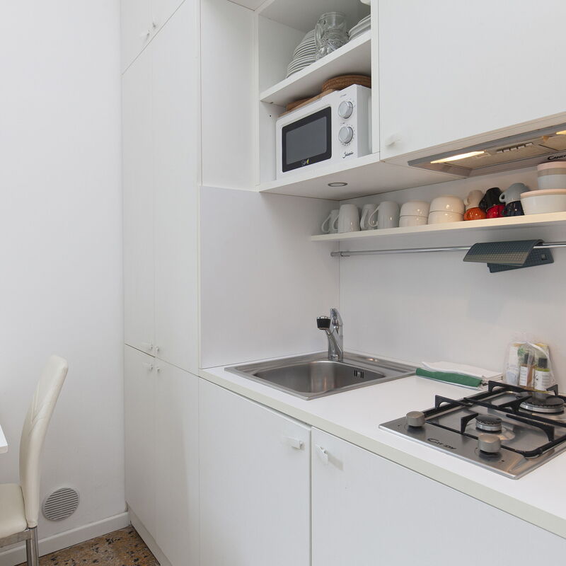 Residence Santa Marta: Cuisine, Salle à manger, Salon