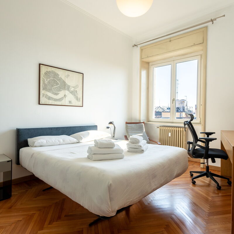 Garibaldi 2 Br Apt by Halldis: Bedroom