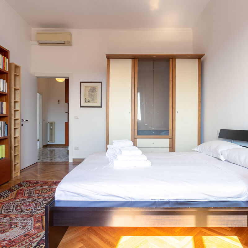 Garibaldi 2 Br Apt by Halldis: Bedroom