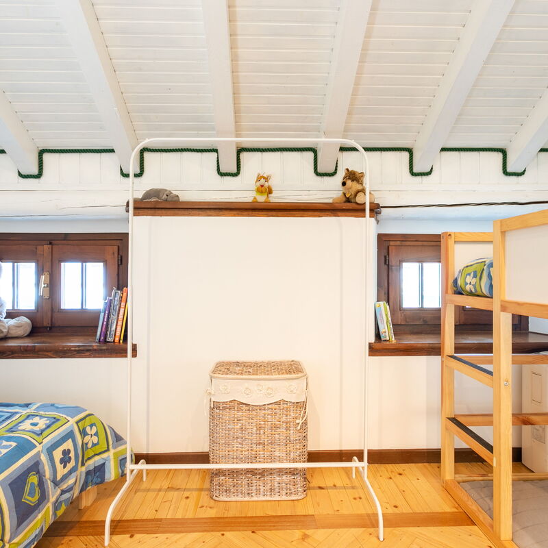 Sailor House Near Lake: Bedroom