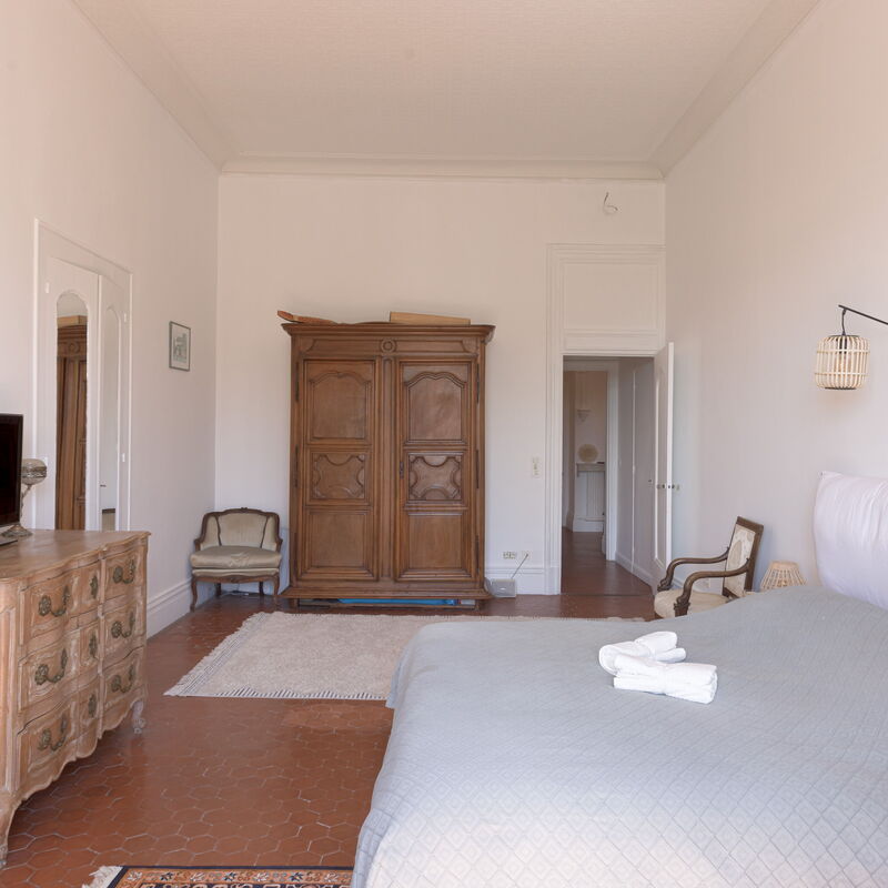 Le Château Vallombrosa: Master Bedroom