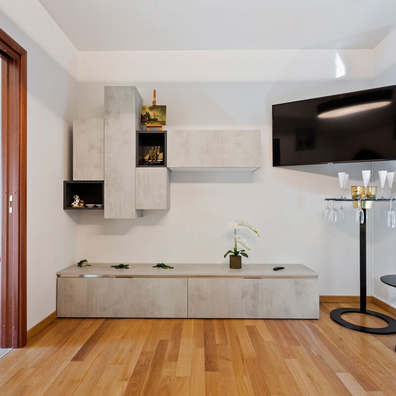 Vista 180: Living Room