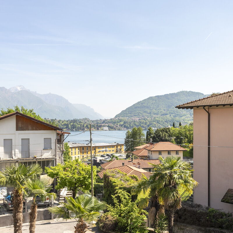 Charming Azalea Apartment: Scenic View