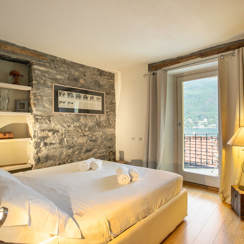 Ca Sbrisiga In Moltrasio: Bedroom