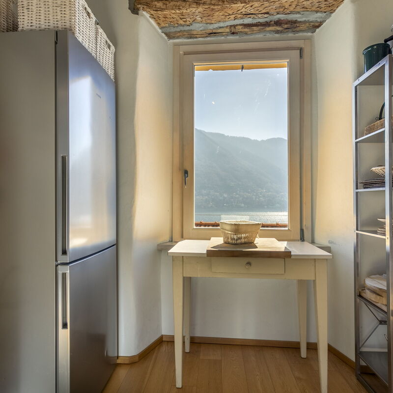 Ca Sbrisiga In Moltrasio: Kitchen