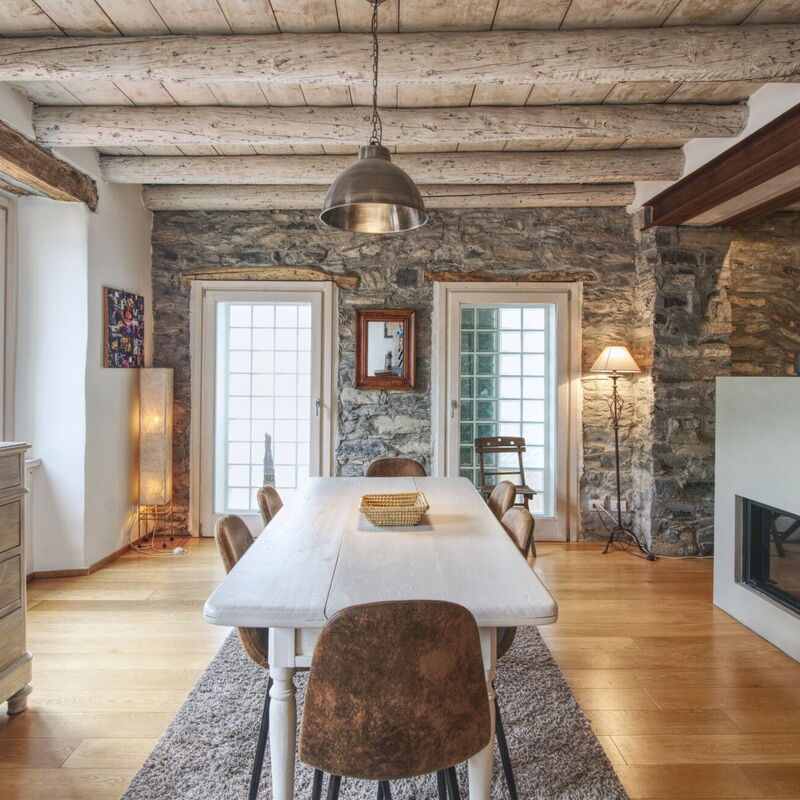 Ca Sbrisiga In Moltrasio: Dining Room, Living Room