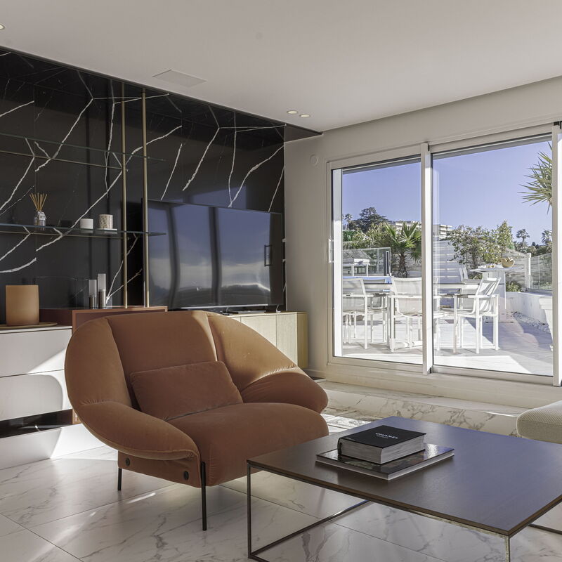 Luxury Penthouse Montfleury: Living Room