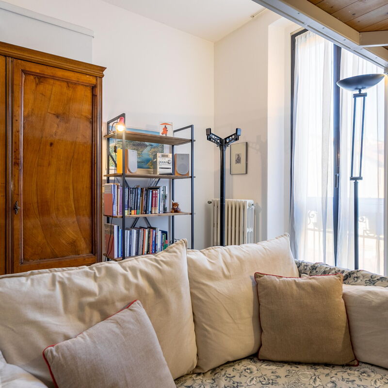 Accademia: Studio Apartment Milan 
Mid term Milan