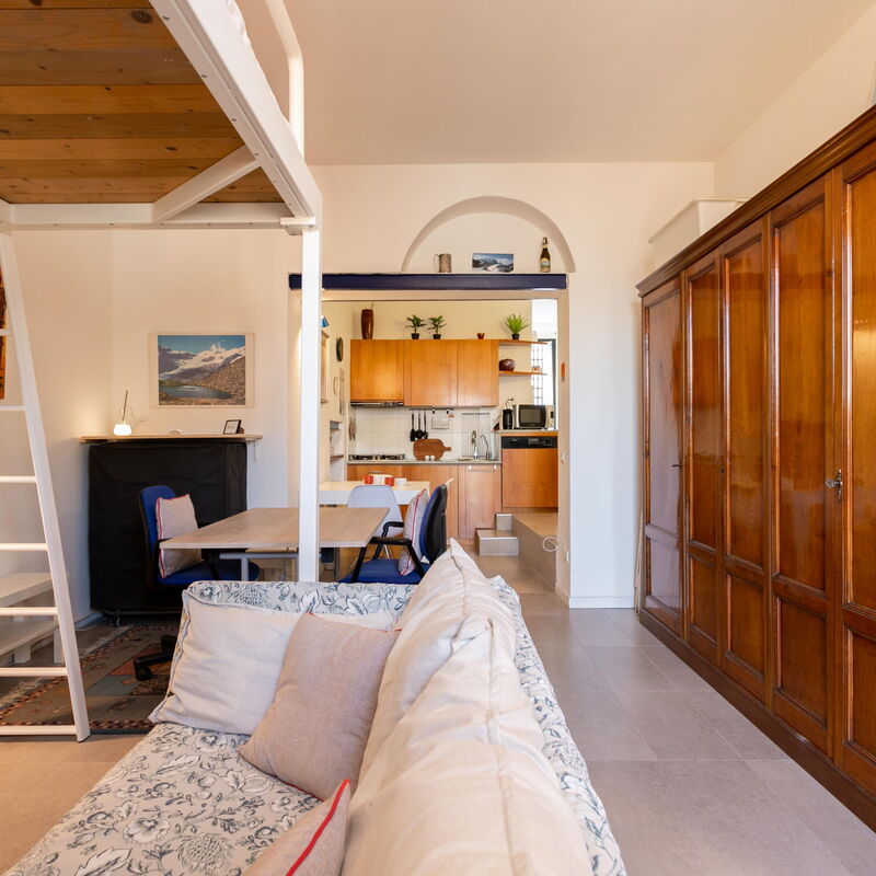 Accademia: Studio Apartment Milan 
Mid term Milan