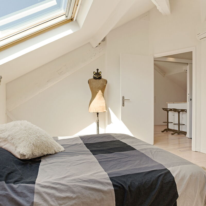 Aura Apartments: Bedroom