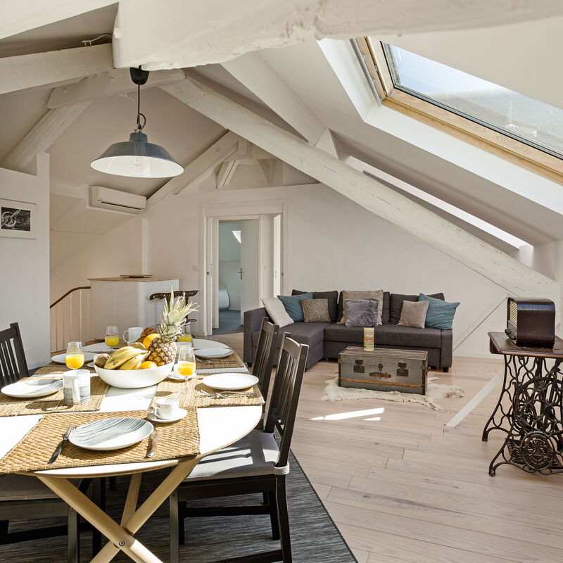 Aura Apartments: Dining Room, Living Room