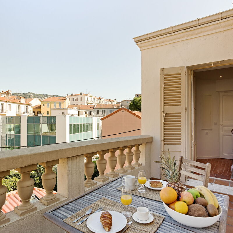 Aura Apartments: Balcony / Terrace / Patio