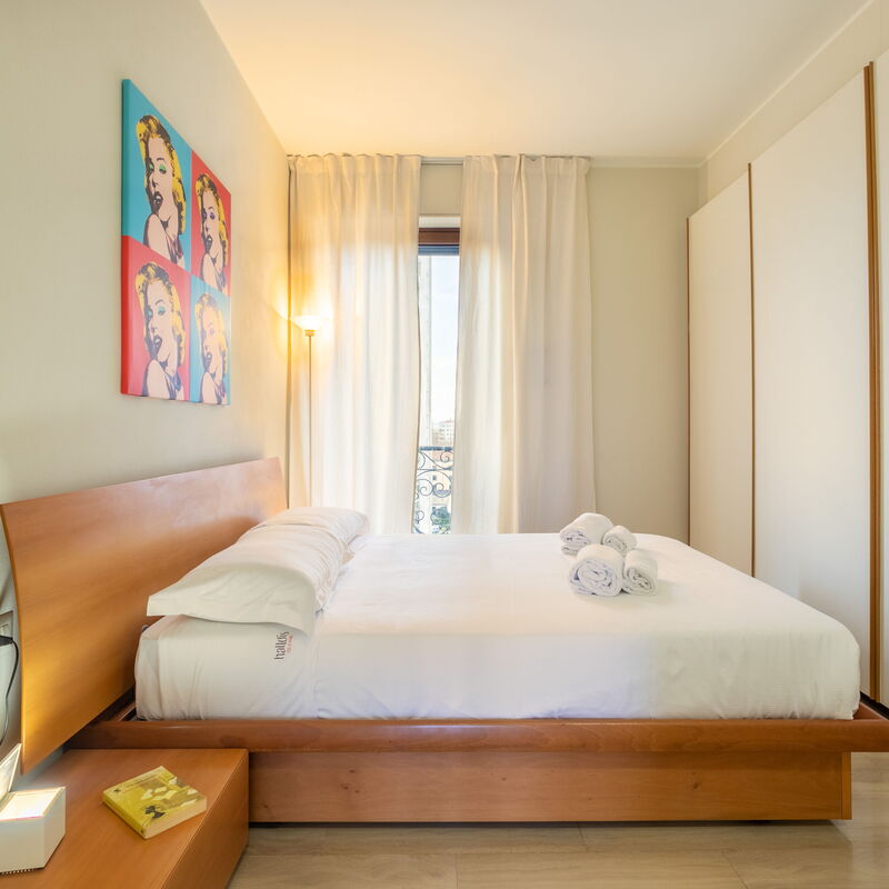 Largo Quinto Alpini: chambre à coucher