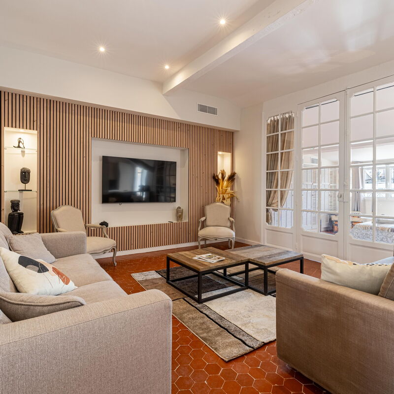 Impasse Florian: Soggiorno